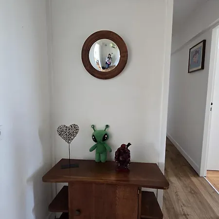 Confortable Et Bien Situe, Jolie Vue Διαμέρισμα Évreux