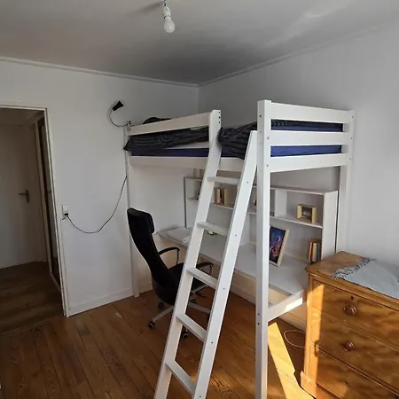 Confortable Et Bien Situe, Jolie Vue Διαμέρισμα *